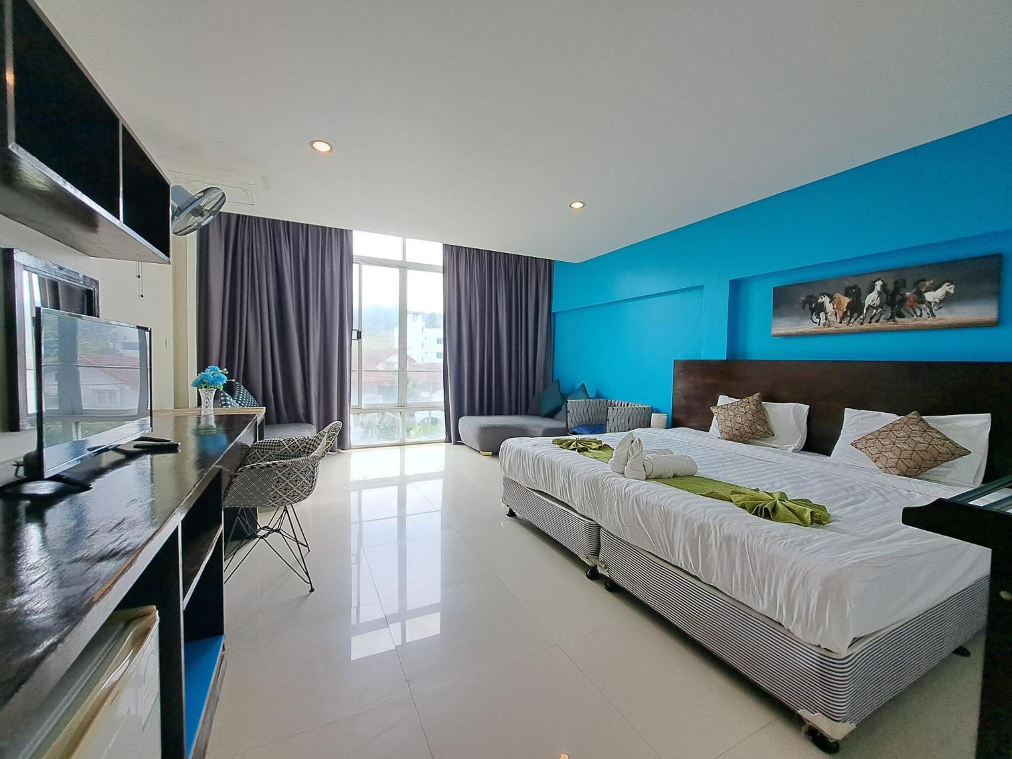 Baan Oui Guest House - Nai Harn Phuket Екстериор снимка